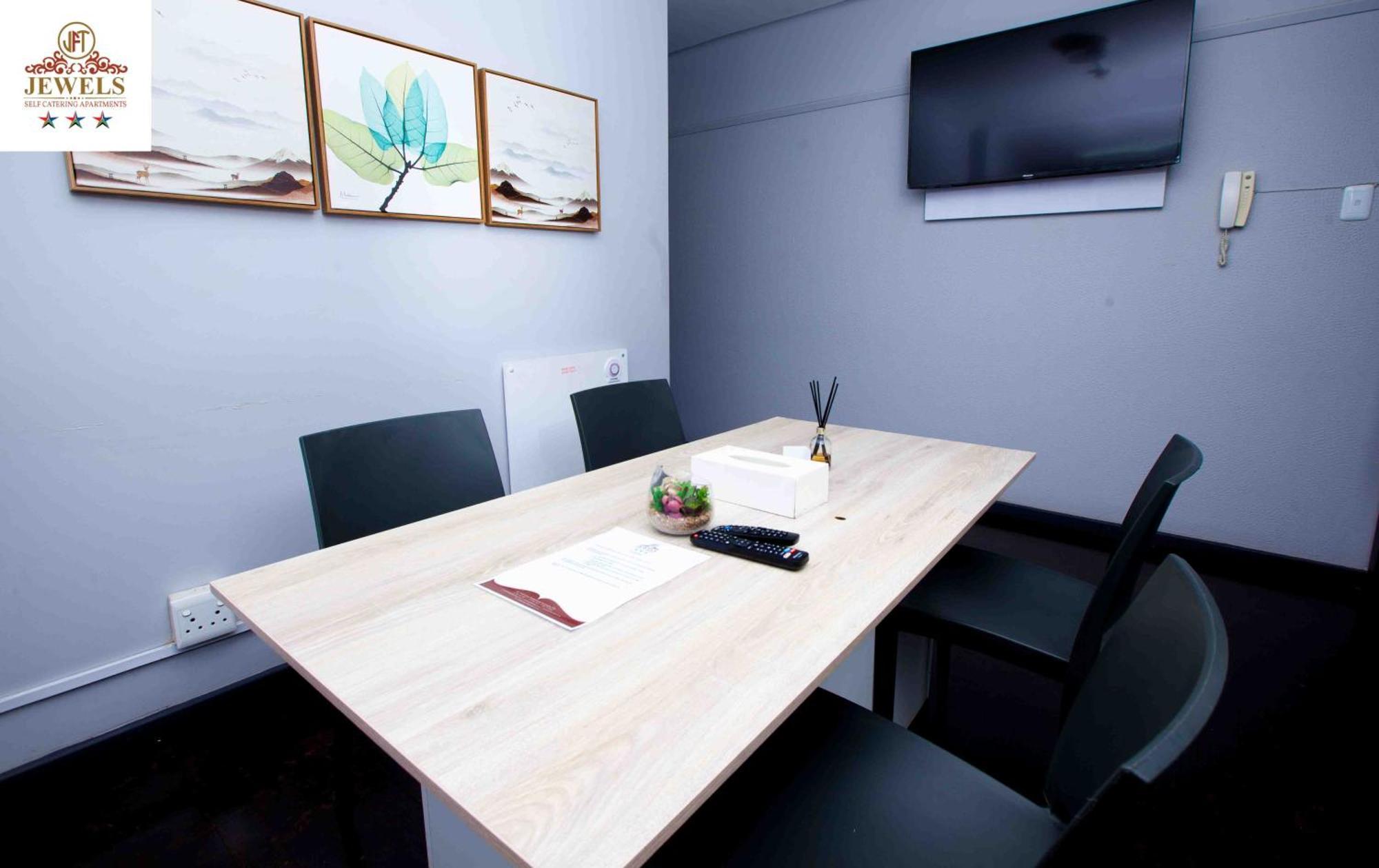 Bed and Breakfast Jft Self Catering Units à East London Extérieur photo