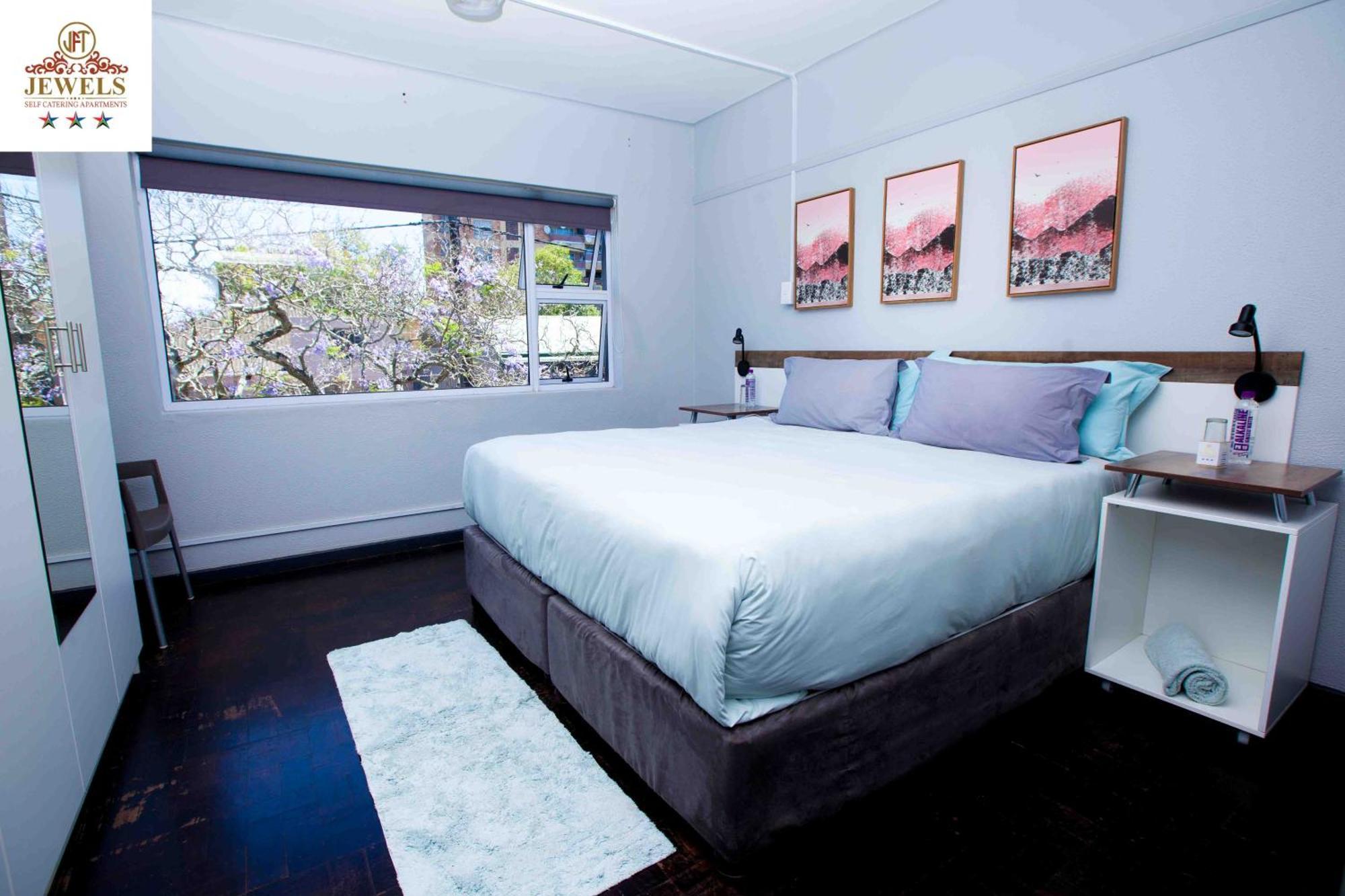 Bed and Breakfast Jft Self Catering Units à East London Extérieur photo
